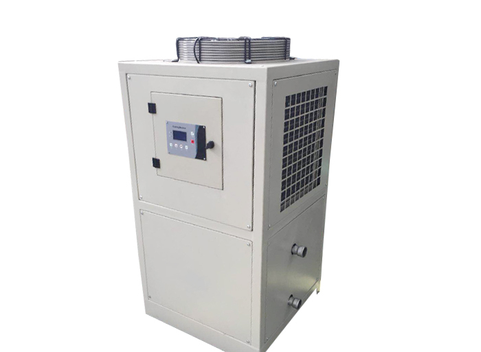 購買冷油機時需要注意什么？